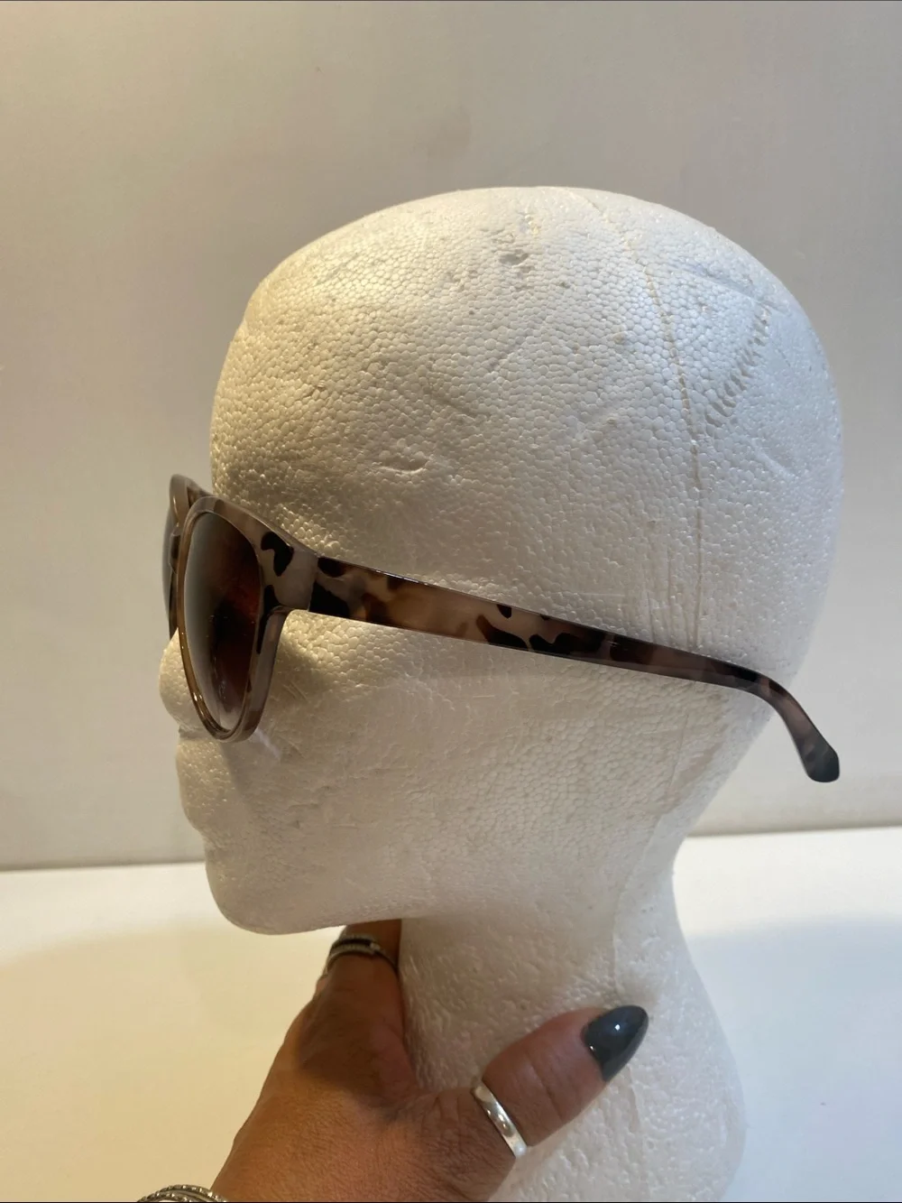 LOFT Tortoiseshell  Sunglasses - Brown Gradient Lenses